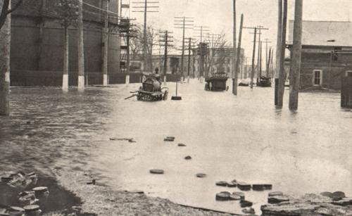 1904 - At the Gas Plant